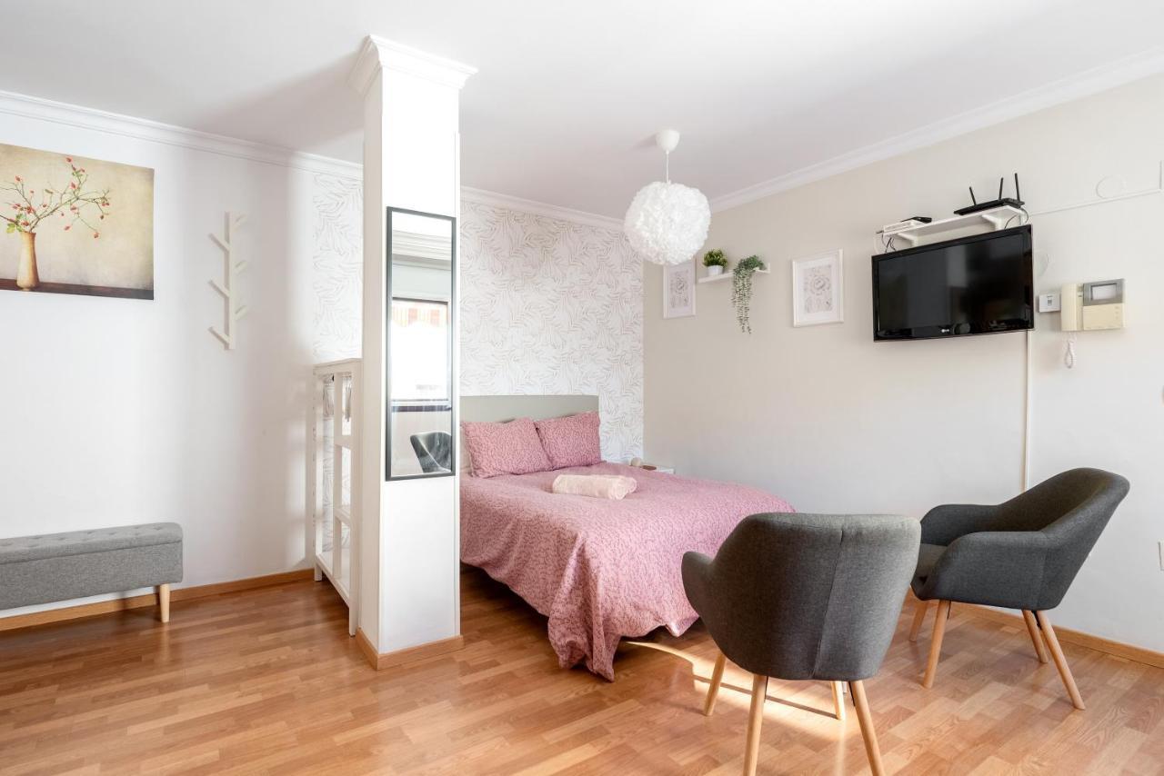 Carmen Estacion Apartment Malaga Exterior photo